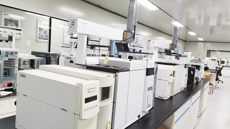 防爆仪表材质选择：304不锈钢的适用性与优势**