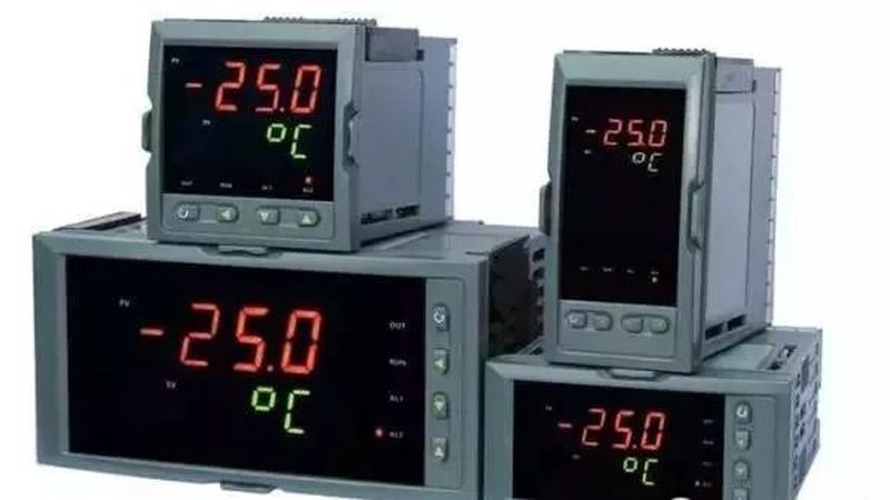 压力变送器精度等级0.5与0.2：精度差异背后的应用考量